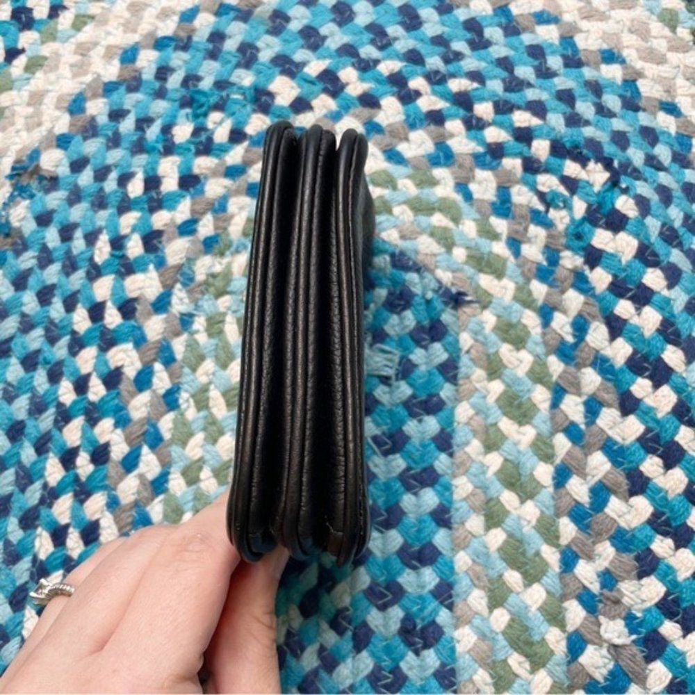Kate Spade Wallet - Picture 4 of 5